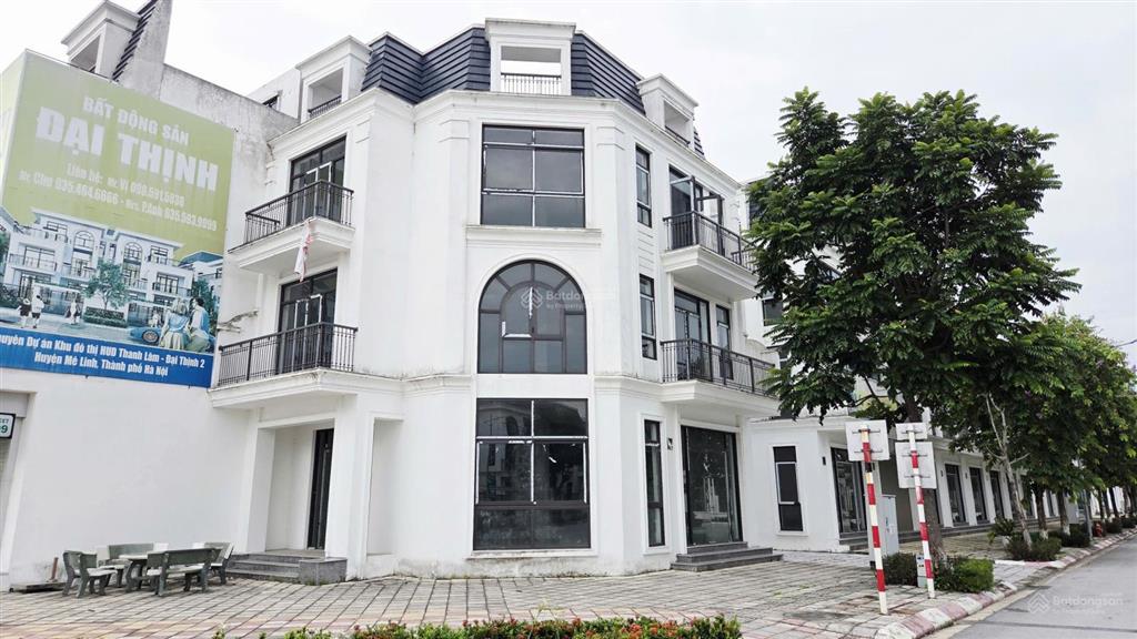 Căn góc liền kề mặt tiền đường 24m, 3 mặt thoáng hud mê linh rộng 148,7m2, giá 16 tỷ đã có sổ hồng