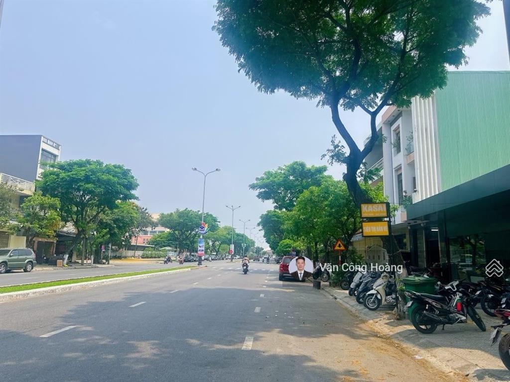 Cặp đất đẹp đường xuân thuỷ ngay công viên thanh niên 198m2 ngang 10m xây cao tầng