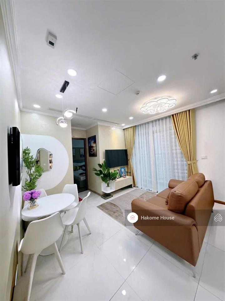 Chỉ 6,2 tỷ bao hết cho căn 1pn decor đẹp, tầng trung tại vinhomes central park tân cảng