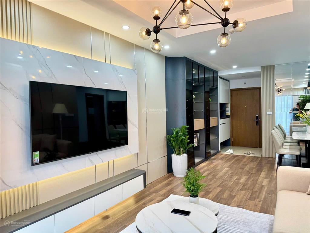 Bán gấp giảm sâu! căn 2pn helios tower full nội thất giá chỉ 5,3 tỷ, 0976 299 ***