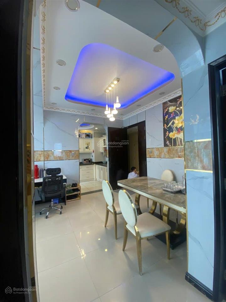 Bán căn hộ phú mỹ, q 7. 82m2, 2pn 2wc. giá 5.3 tỷ. tặng nội thất, view sông. 0394 000 *** oanh