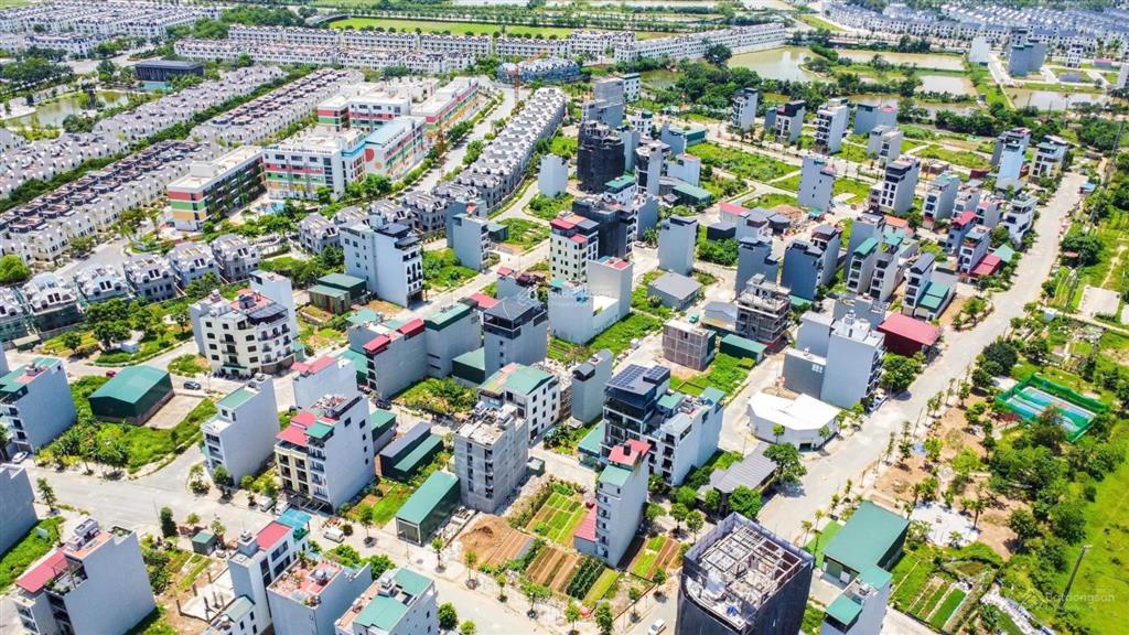 Tôi cần bán lô đất mặt đường lớn 20m khu đất phân lô vân canh