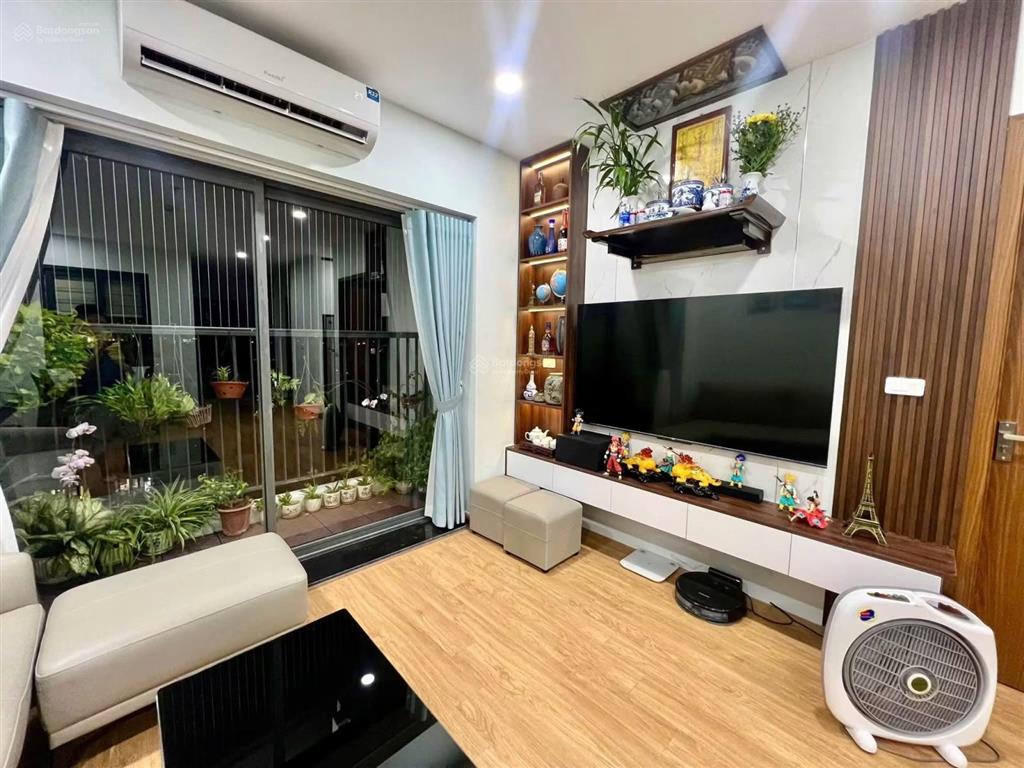 Bán căn hộ tsg lotus sài đồng 83m2, nhà đẹp
