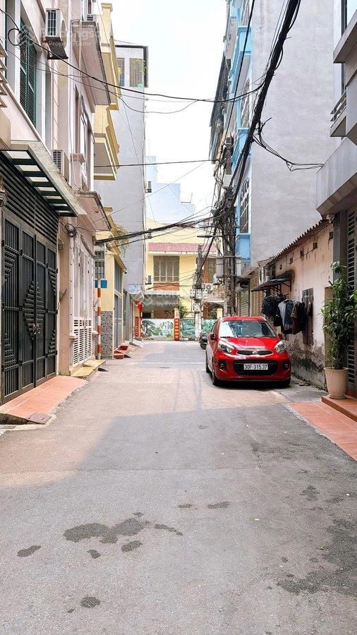 Bán nhà hoàng văn thái thanh xuân 52m mặt tiền 5.5m giá chỉ 12.5 tỷ ô tô cách nhà 10m