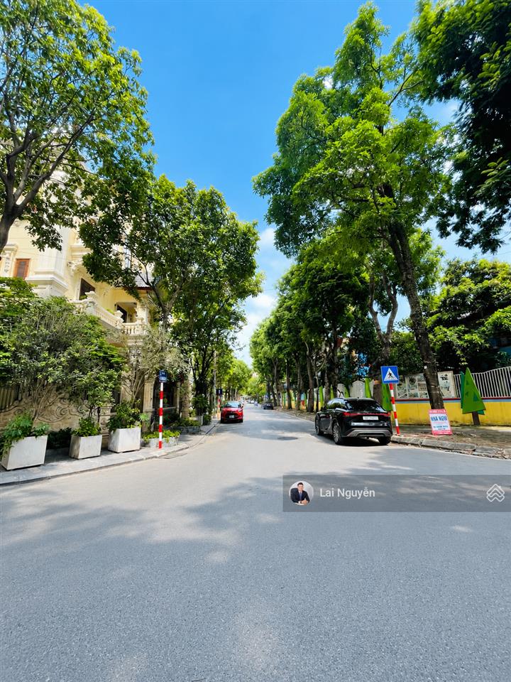 Bán biệt thự mỹ đình 200m2 | biệt thự nam từ liêm | khu đô thị mỹ đình | gara ô tô | sân vườn |