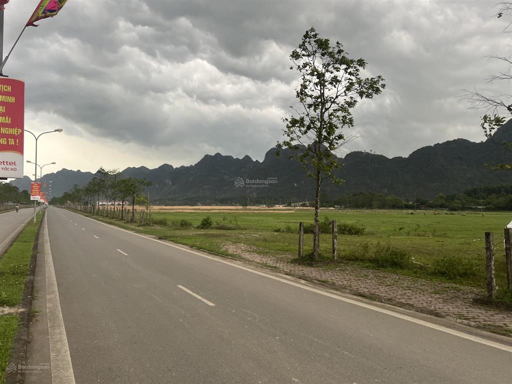 Tôi cần bán 15m mặt tiền 410m2 full thổ cư mặt đường đôi cạnh dự án cáp treo lạc thủy, hòa bình