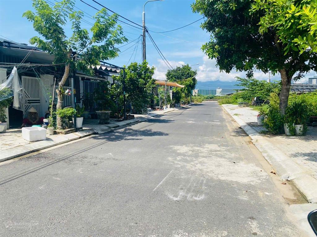 Cần tiền bán gấp lô đất tđc hòa liên 4 vị trí đẹp giá giá hời khu