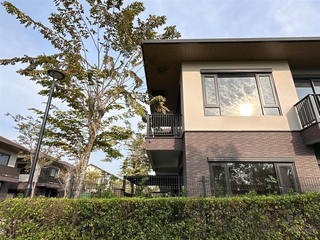 Cần bán gấp căn biệt thự song lập ngay công viên giá tốt hơn thị trường 6,3 tỷ 0933 068 ***