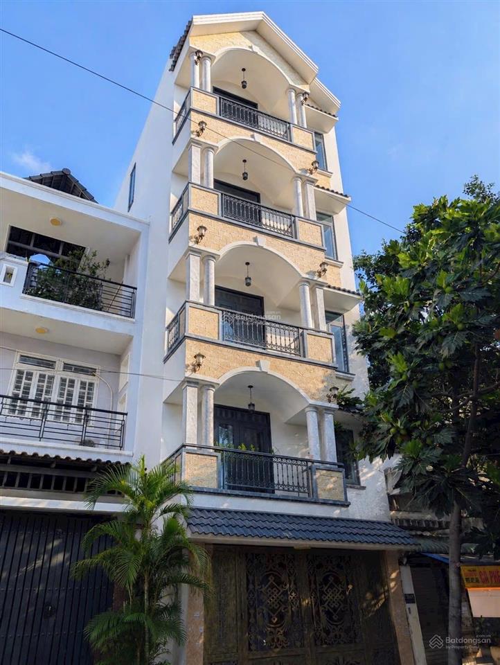 Hàng thơm ngang 6m dài 20m đường rộng 11m kinh doanh 5 tầng nội thất gỗ cao cấp chỉ 13x tỷ