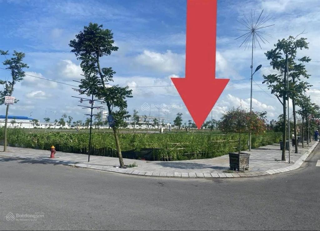 Đất nền công nghiệp, gần ngay nhà máy ôtô đang khởi công và showroom ôtô của vinfats