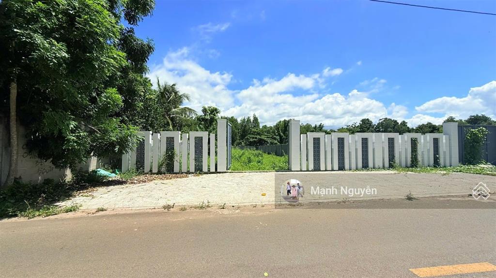 Mặt tiền đường đoàn trung còn thị trấn đất đỏ cách tỉnh lộ 52 chỉ 50m dt 654m2 12.5m x 52,8m