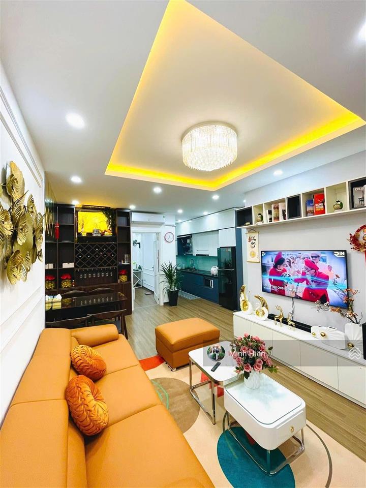 Gia đình cần bán căn hộ chung cư 1.9 tỷ full nội thất tầng đẹp tại khu cnc hòa lạc hà nội