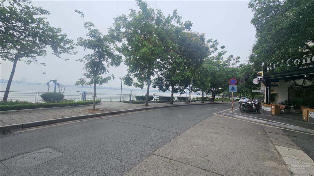 Phố trích sài 57,5 tỷ/ 272m2/ mặt tiền 15m ngõ ô tô thông lạc long quân, view hồ tây