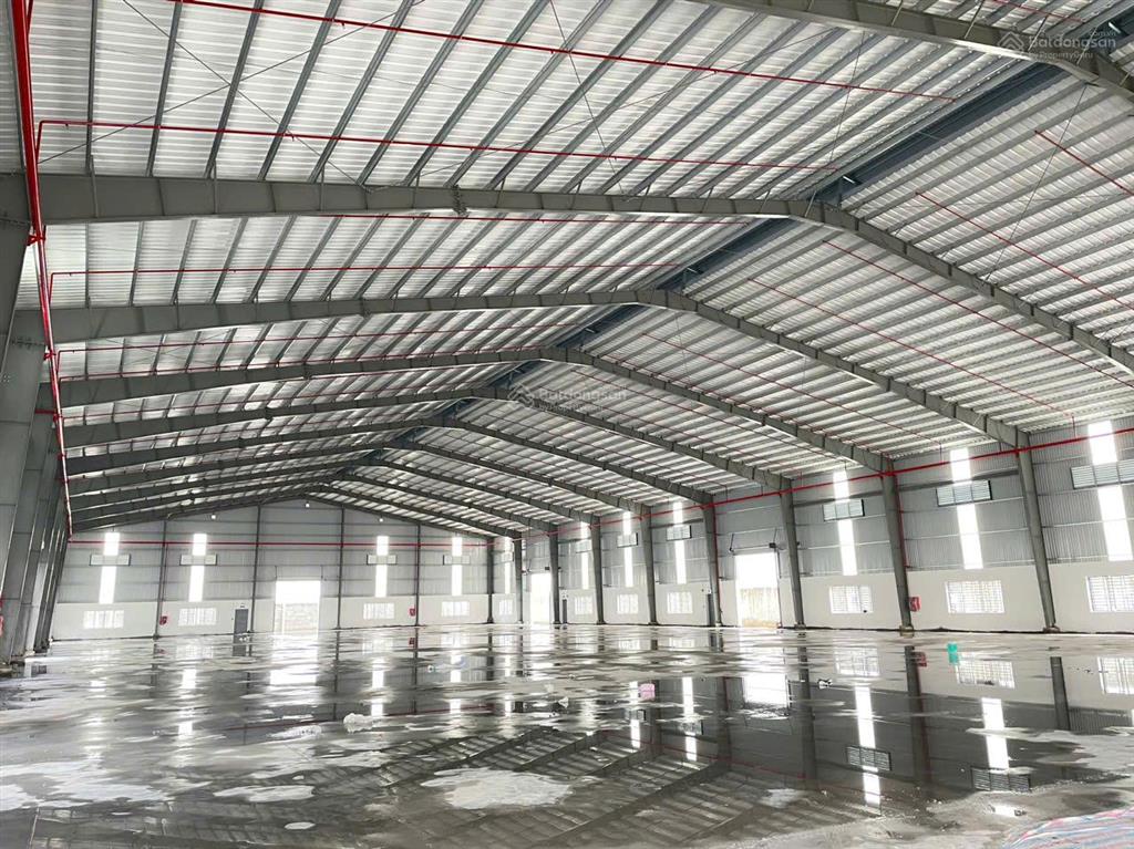 Bán nhà xưởng lô góc kcn long an 4.220m², 2 mặt tiền đẹp nhì khu xưởng mới 100%