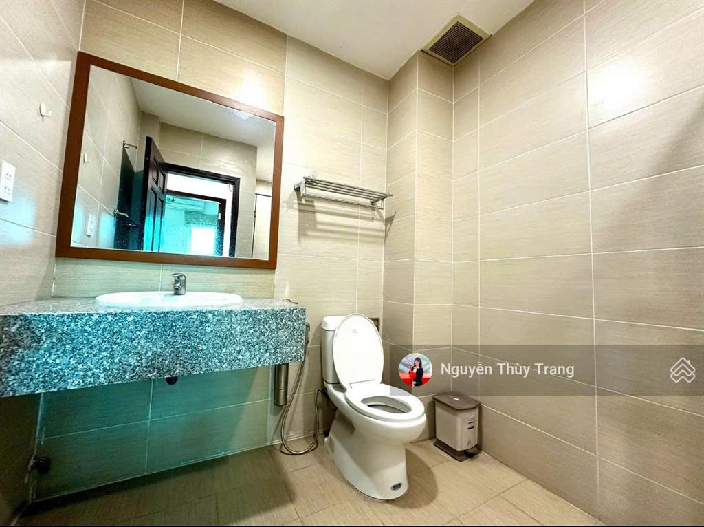 Bán biệt thự 4pn, 4wc, 259m2 tại khu oasis, giá tốt, sẵn thu nhập, cạnh hồ bơi. ngang 14m