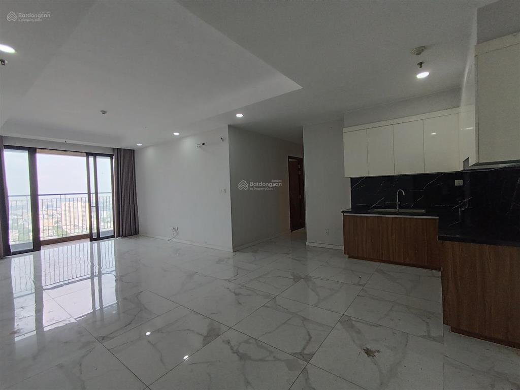 Sót lại 1 căn 3pn, 107m2 chỉ 4.5 tỷ, căn góc, đông nam, sổ sẵn, tầng 1x, gọi ngay 0981 244 ***