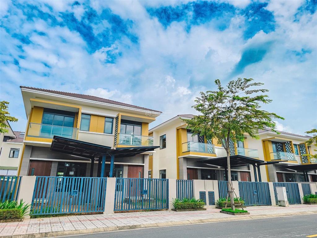 Biệt thự song lập 168m2 | 2tầng | 4tỷ9 tại kđt suncasa central vsip2a bình dương
