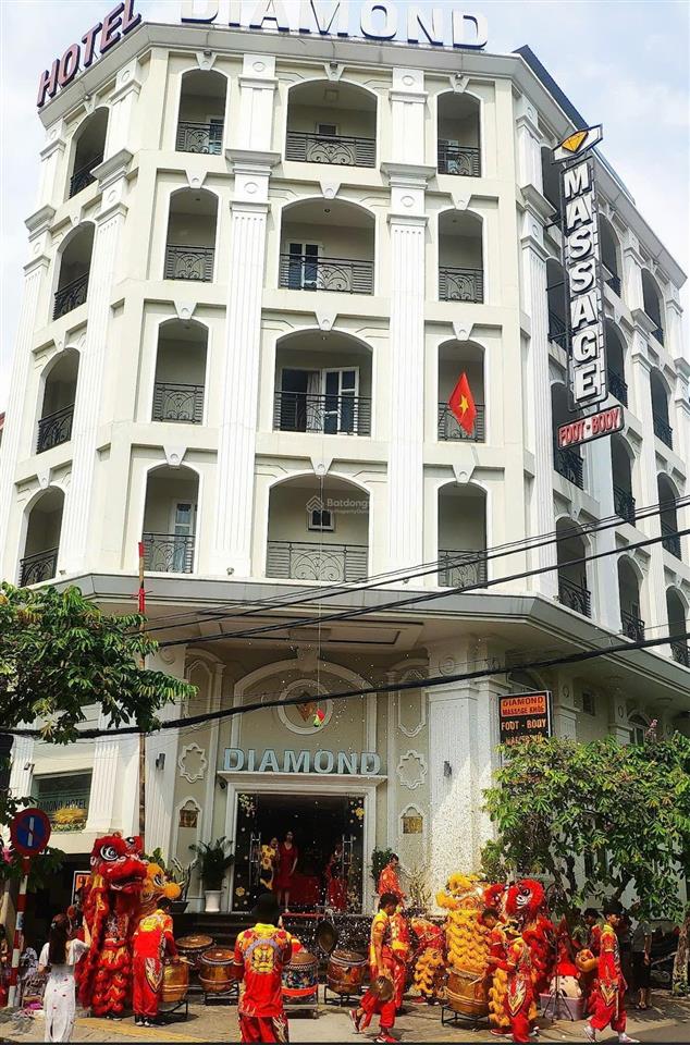 Bán khách sạn diamond hotel góc 2 mặt tiền đường số 85 và 42 phường tân quy, quận 7