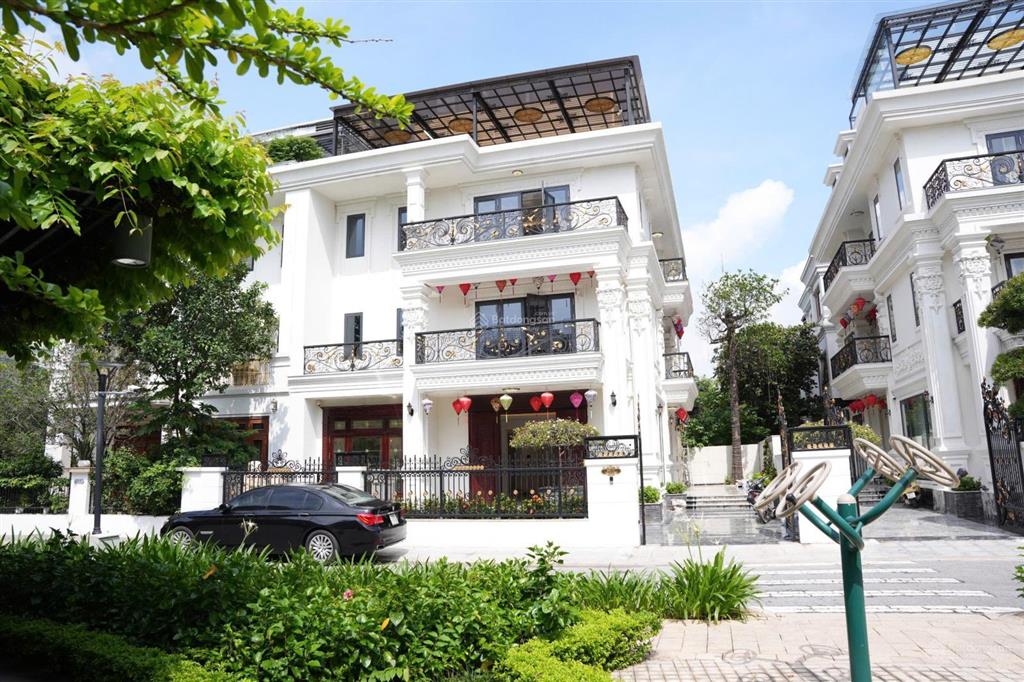 Bán biệt thự mặt vườn hoa vinhomes gardenia, nhà mới tinh