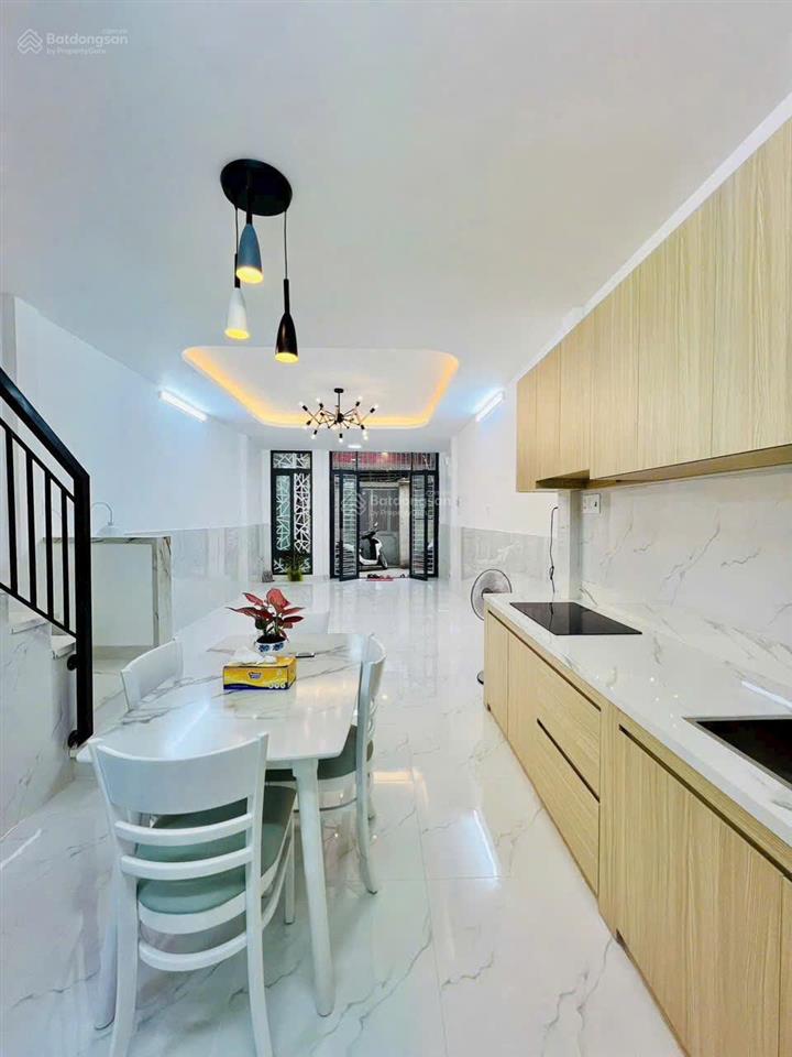 Nhà đẹp ở ngay đường đặng văn ngữ pn (4 x 12m) 3 phòng ngủ, giá chỉ 7.3 tỷ tl