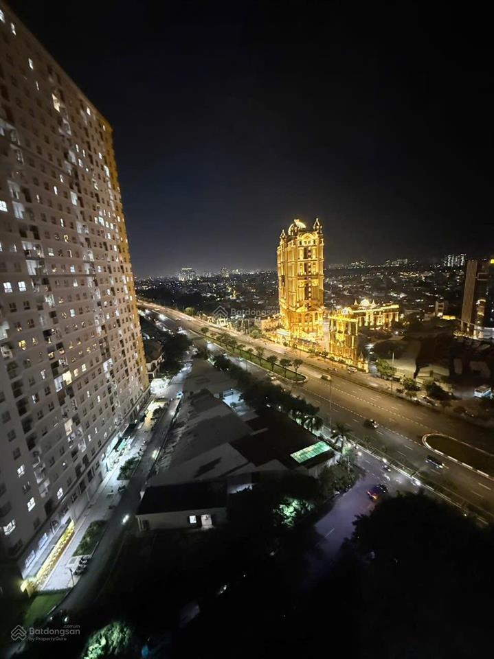 Căn hộ cao cấp 100m2 căn góc full nội thất 3.5 tỉ chủ thiện chí bán