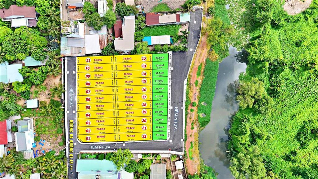Chính chủ gửi giảm 10% bán lô đất 4x18,5 thổ cư 100% sổ hồng riêng ô tô tránh nhau gần vạn phúc