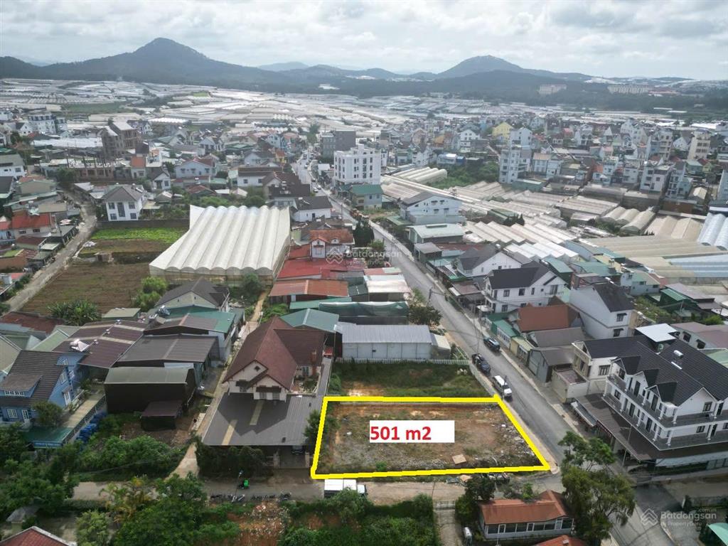 Lô đất 2 mặt tiền đường chính | cách hồ 3km | giá tốt khu vực!