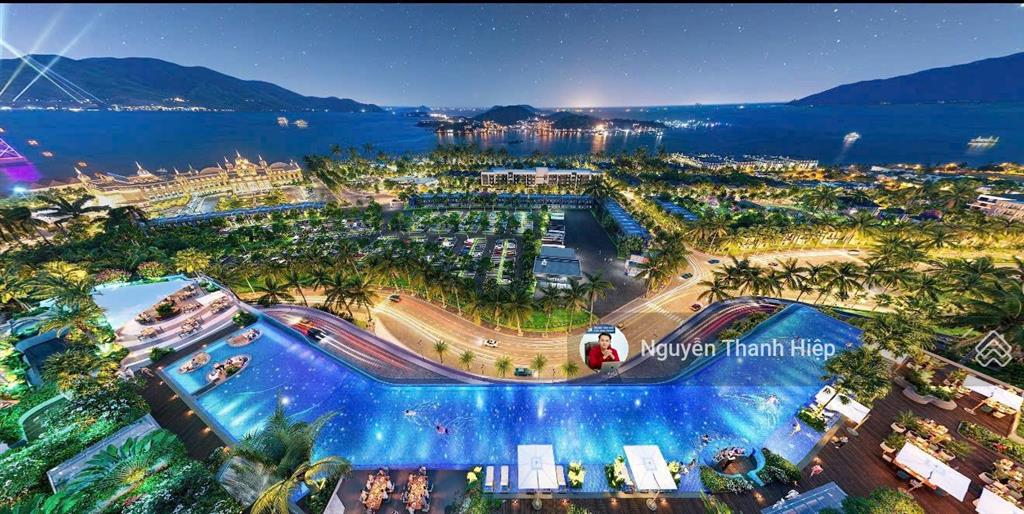 View biển trần phú, hướng đông, tầng cao, căn studio vip giá chỉ 4 tỷ 2 trực tiếp từ cđt.