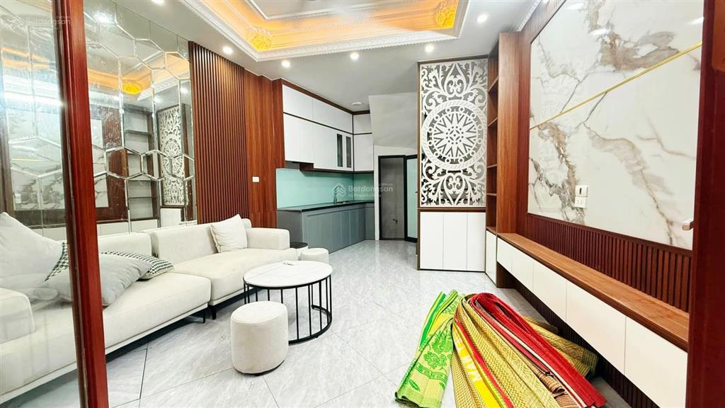 Bán nhà xuân đỉnh 35m*6t mt5m 7 tỷ nhỉnh, nhà mới ở luôn, ô tô đỗ cổng, 4 ngủ đủ công năng