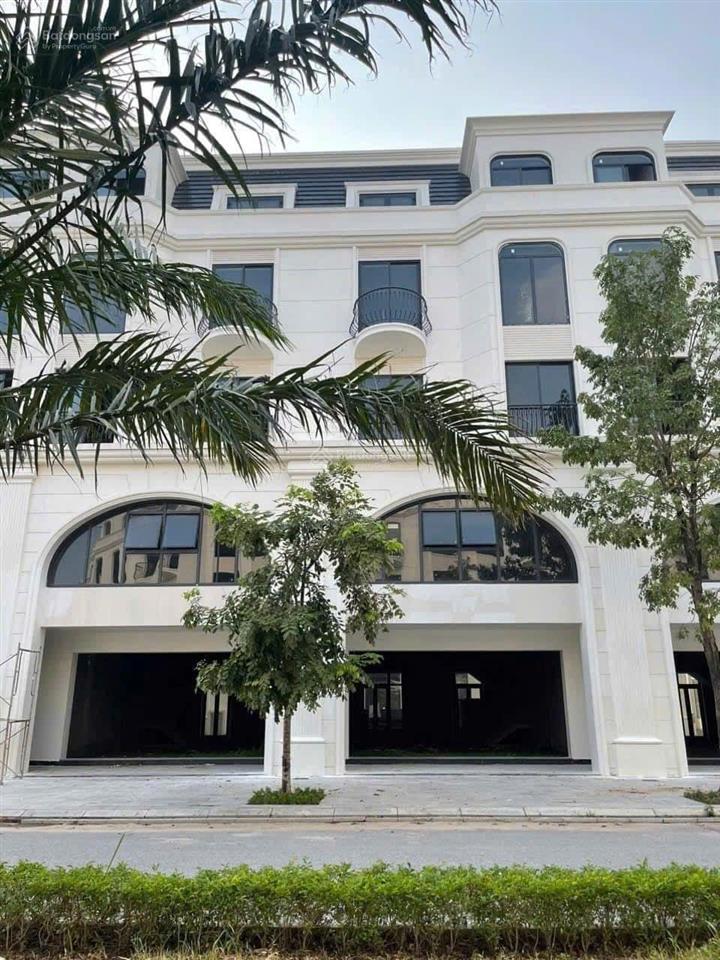 Rẻ bất ngờ, chỉ 28 tỷ căn liền kề khu ý dự án hinode royal park. diện tích 135m2. 0966 761 ***