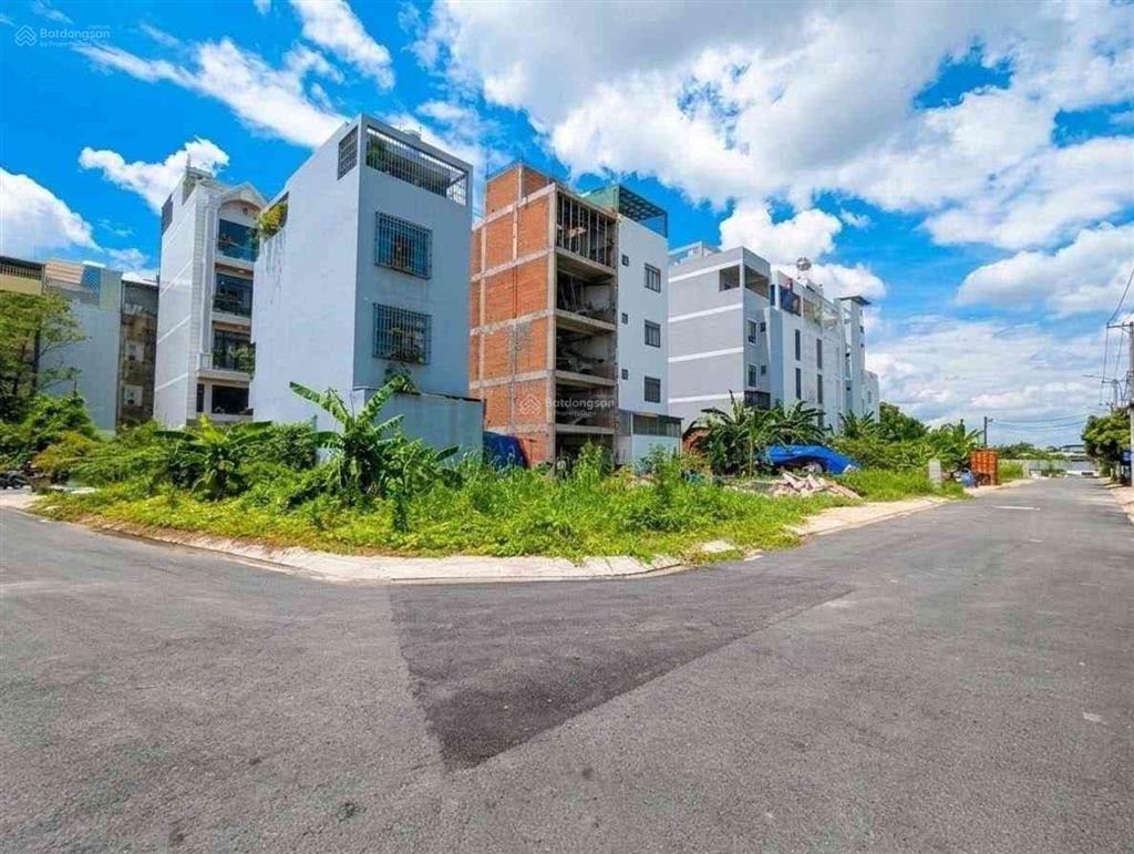 Lô đất vàng khe khu phố đông âu sân vận động quận 7 xây 6 tầng nhỉnh 7 tỷ