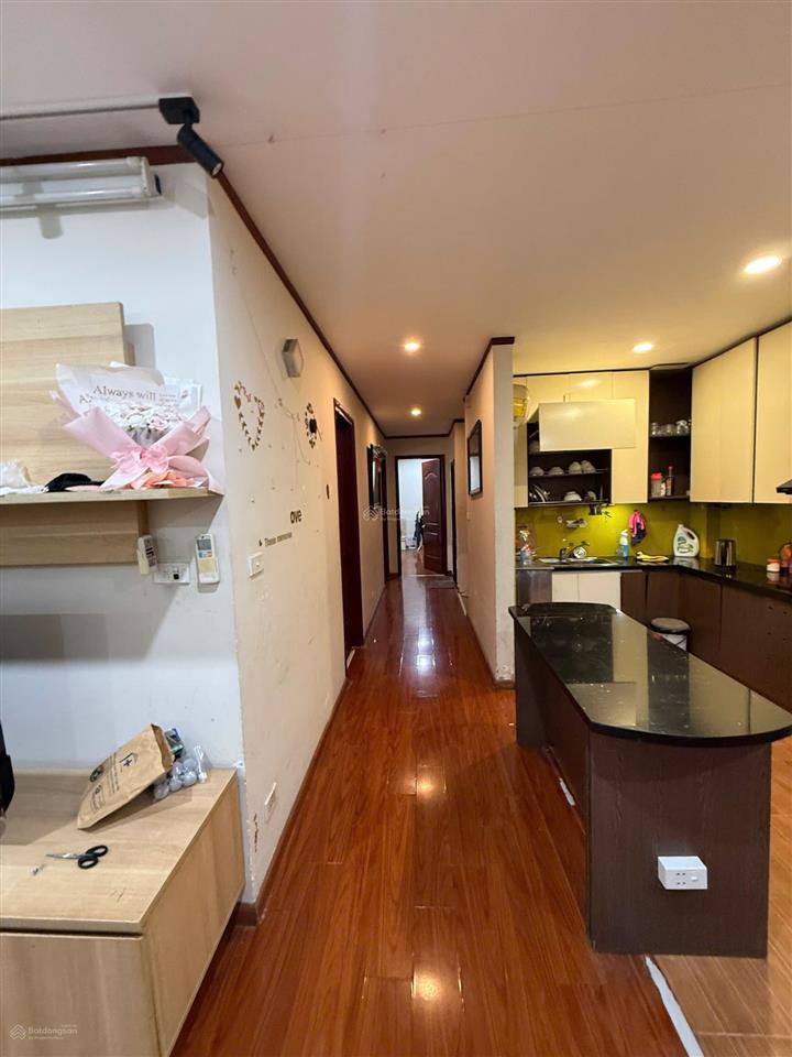 Bán căn hộ 3 phòng ngủ view hồ đẹp chung cư a1 vinaconex 1, 289 khuất duy tiến