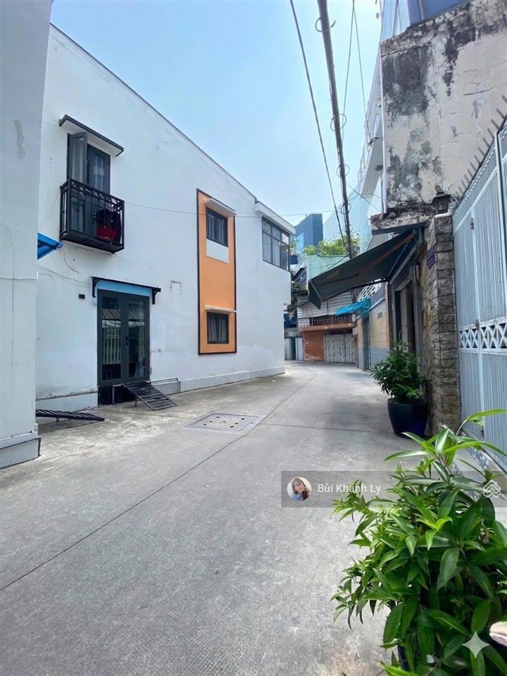 Khu vip phan xích long dt 64m ngang 4m nở hậu kinh doanh tốt