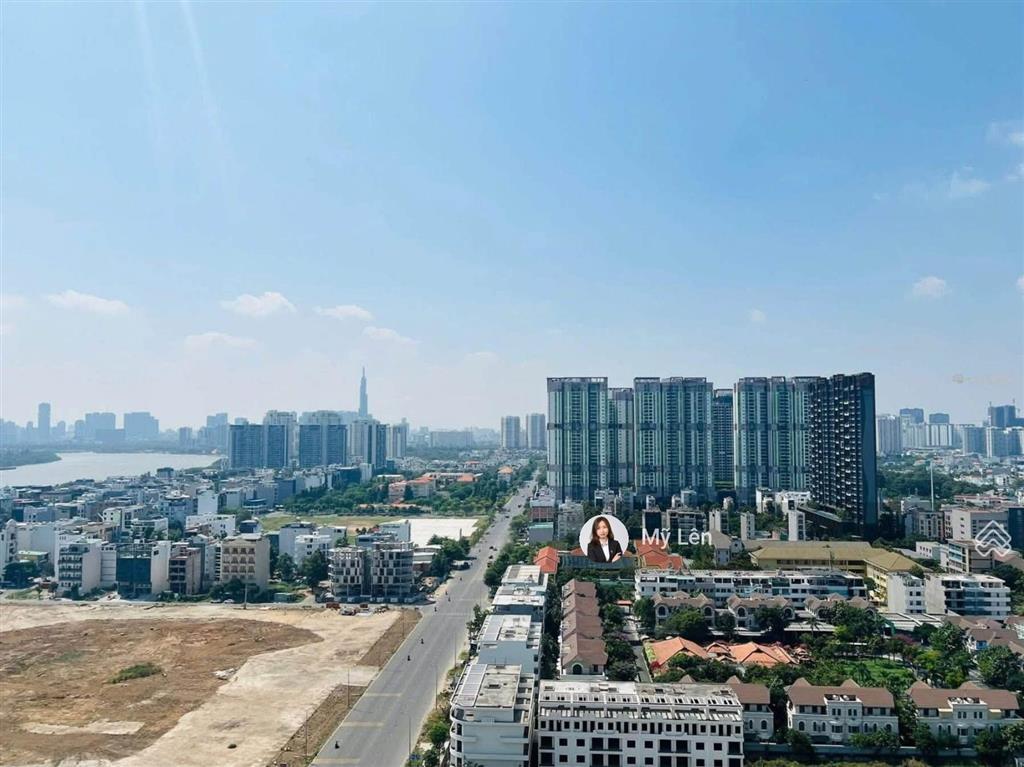 Bán căn 2pn victoria, có sẵn nội thất bếp, rèm, máy lạnh giá chỉ 5,4 tỷ