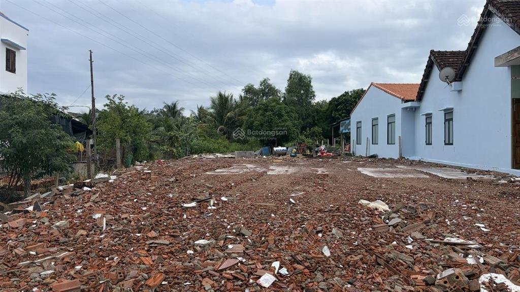 Giảm ngay 200 triệu bán lô đất 736,9m² nam ninh hòa, mặt tiền 10,24m giá tốt đầu tư!