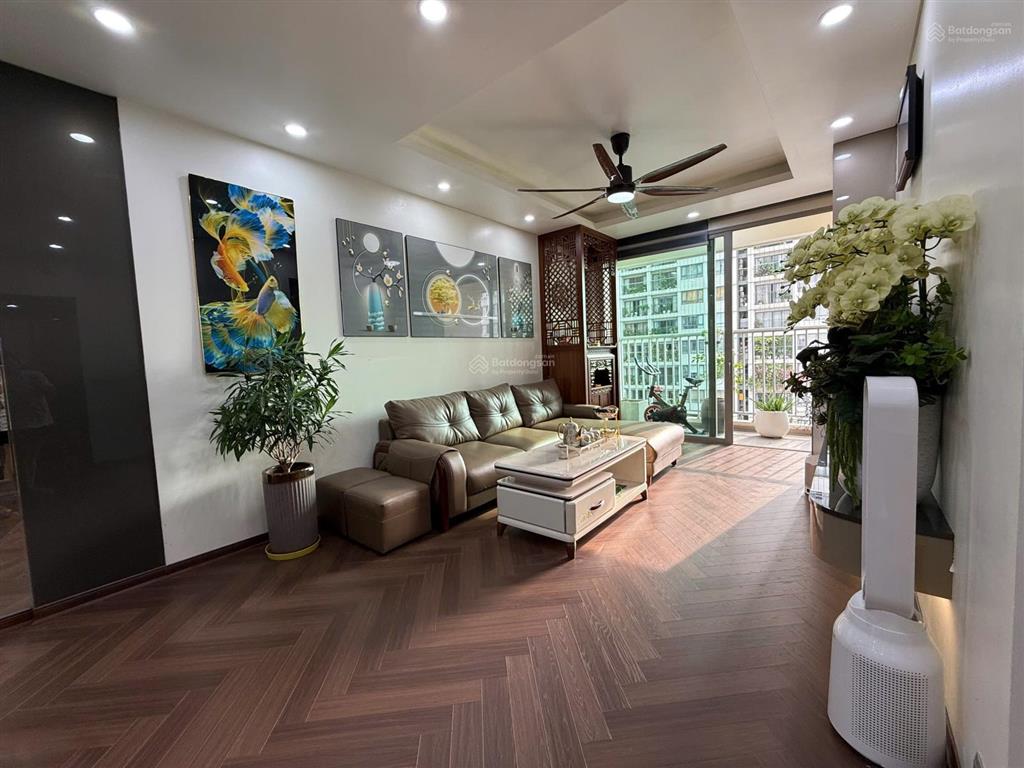Chính chủ bán căn 2pn/ 84.5m2 view cv ngđ/ full đồ/ đã có sổ/ giá 9.5 tỷ bao phí/ 0986 558 ***