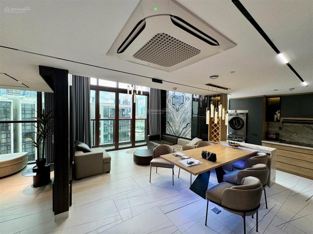 The galleria metropole bán căn loft 3pn đã có sổ view sông, cầu bason thoáng