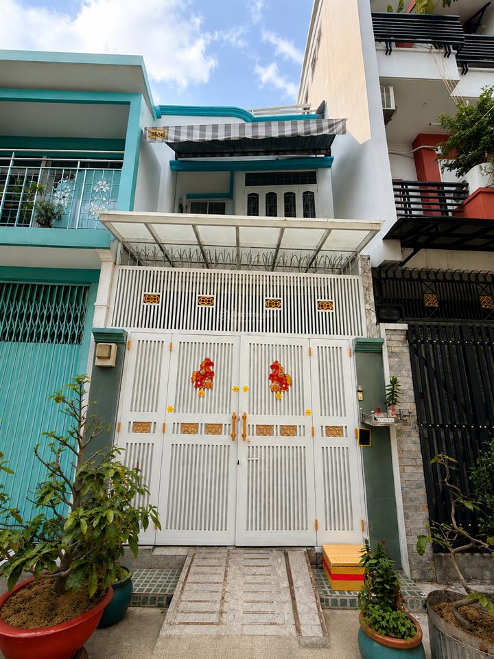 Mặt t.iền bình thạnh 60m2 3 tầng 3 pn 7.5 tỷ