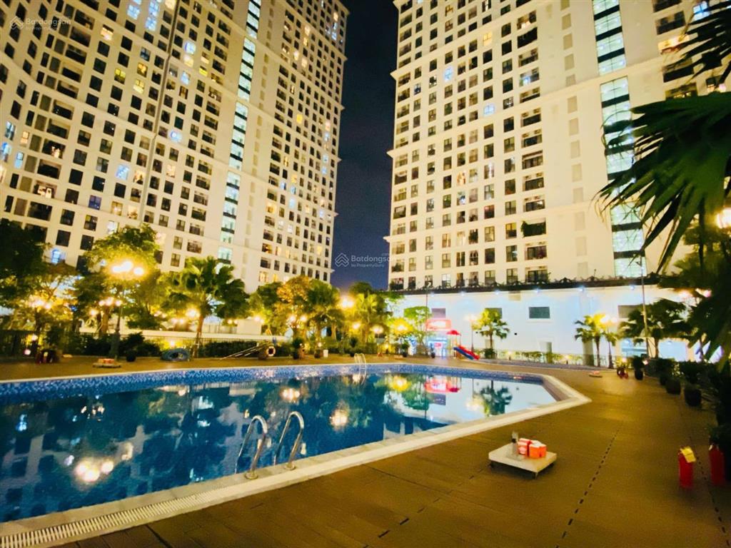 Chính chủ bán gấp căn 82m2 2pn2vs tòa e3 ban công đông nam tầng trung đang cho thuê 21tr/tháng