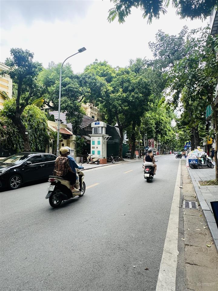 Lê phụng hiểu tông đản tập thể tầng 2 đi bộ 3 phút ra nhà hát lớn nhà nguyên bản siêu hiếm
