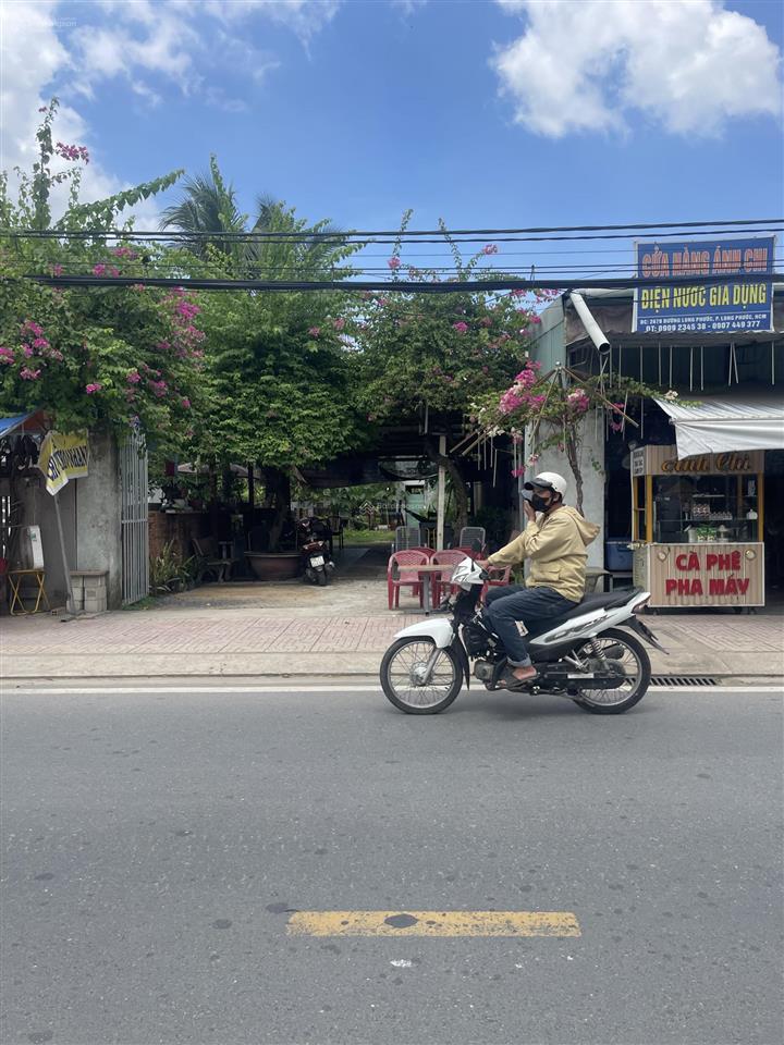 Mặt tiền long phước cạnh đại học luật