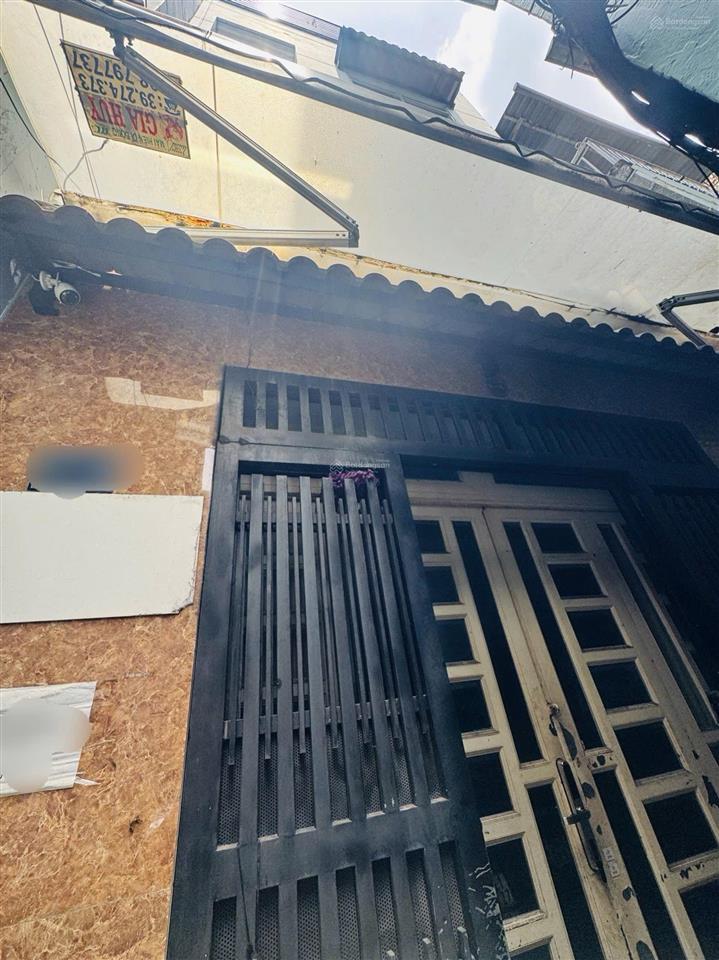 Bán nhà riêng tại nguyễn tiểu la, ngang 4,4m 4 tầng, 4pn, 4wc, ko lộ giới, nhà vuông vức