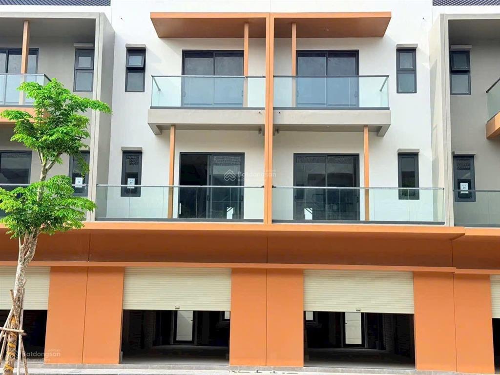 Chủ bán gấp nhà phố suncasa square vsip 2a giá 3.45tỷ/100m2 vị trí đẹp gần trường học