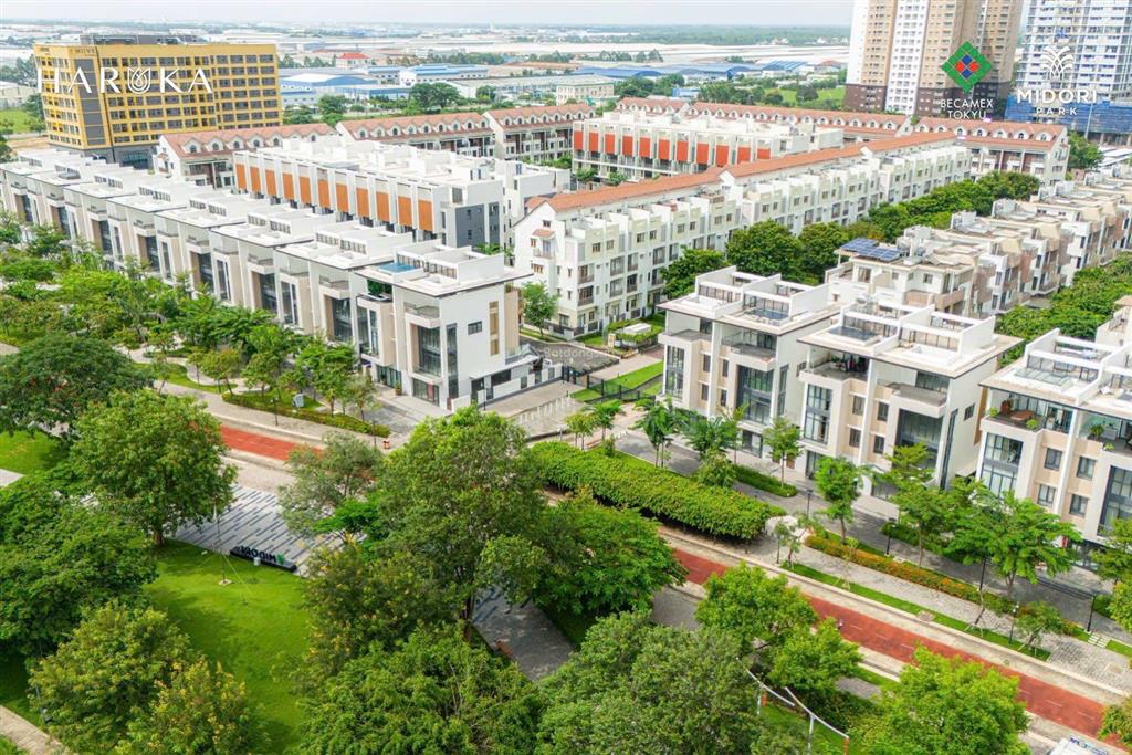 Biệt thự liền kề nhật bản ngang 6 dài 19 kế bên là công viên lớn diện tích sàn 365m2