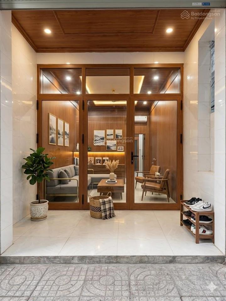Trần phú, hà đông, 46m2, 2 mặt ngõ, 6pn, gần metro, giá hơn 9 tỷ gần 10 trường đại học