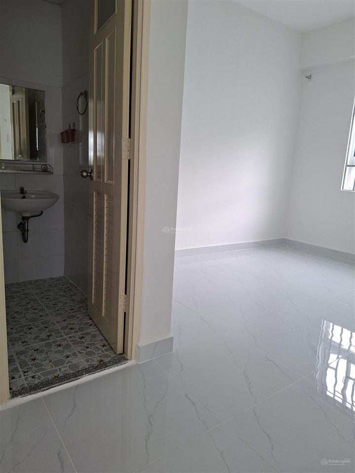 Bán gấp căn hộ hqc 62, 2pn 1,7 tỷ sổ hồng lâu dài ngay chợ bình điền, q8 mt nguyễn văn linh