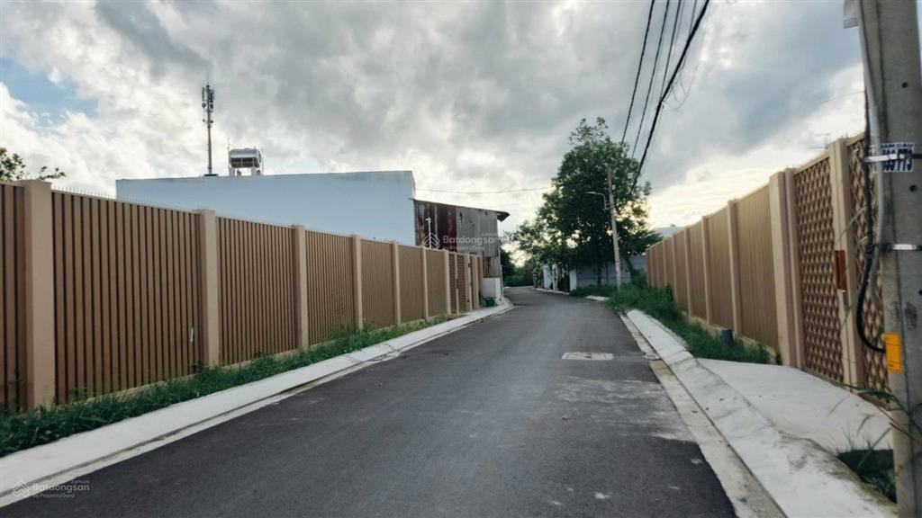 Bán 275m2 đất hxh xây kho xưởng nhà vườn