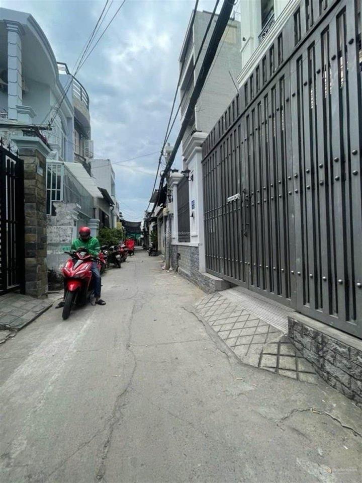 Bán nhà trệt lầu btct hẻm trần xuân soạn, quận 7 thoáng 3 mặt 3 phòng ngủ giá chỉ 4,2 tỷ