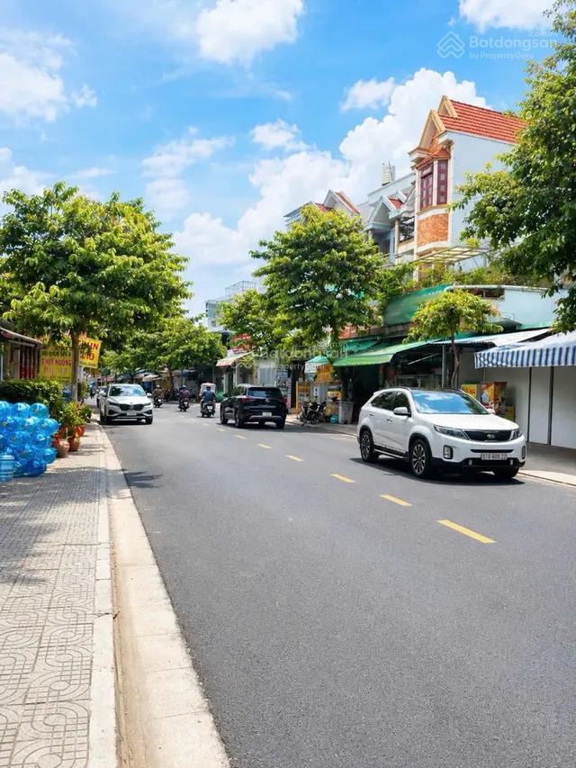Mặt tiền kinh doanh 5 tầng sầm uất khu vực phát triển mạnh nhất quận 12