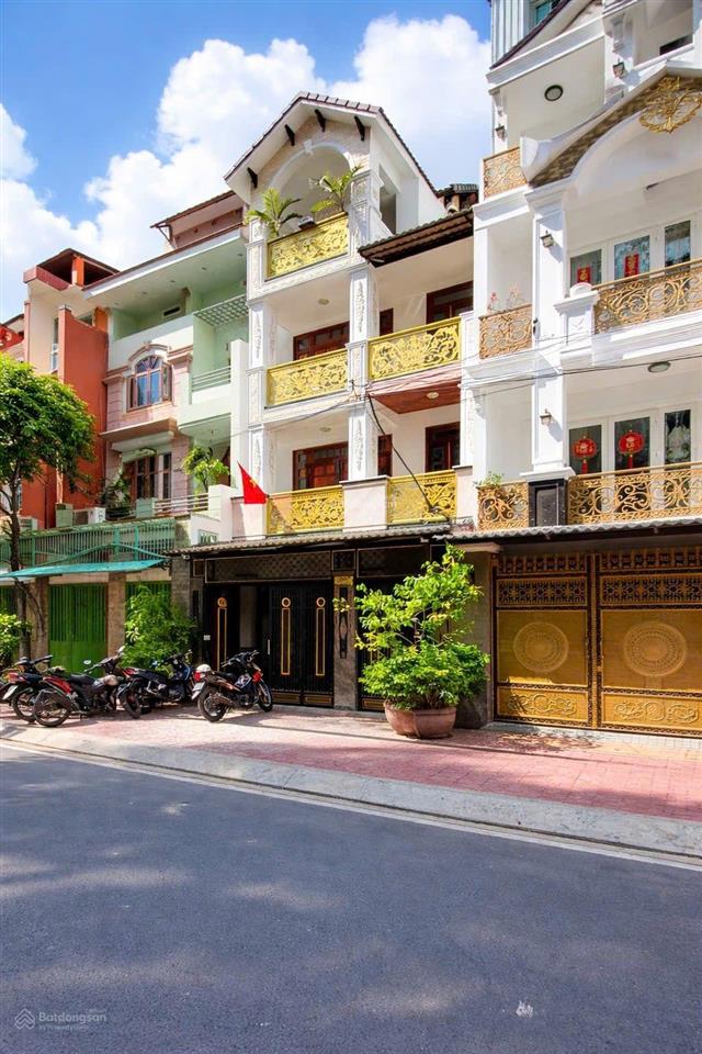Bán nhà vị trí vàng 4 tầng tạ quang bửu quận 8